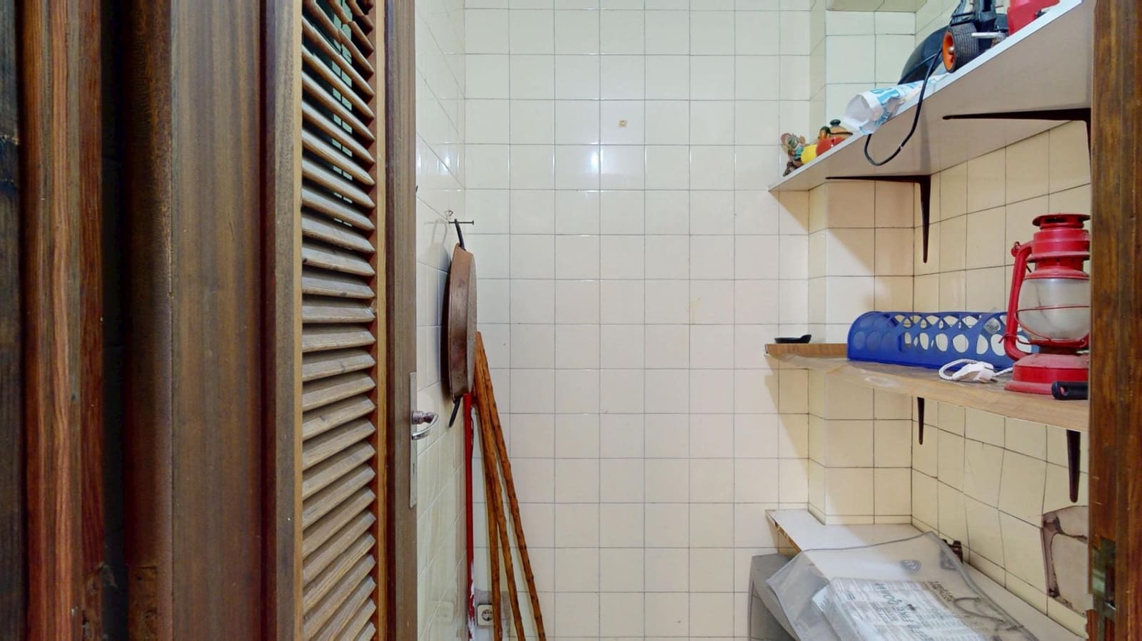 3 bedroom Flat for sale in Palma de Mallorca - € 280,000 (Ref: 9195715)
