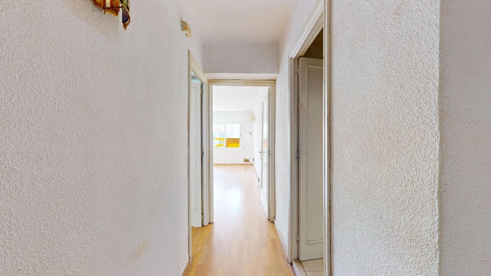 3 bedroom Flat for sale in Palma de Mallorca - € 280,000 (Ref: 9195715)