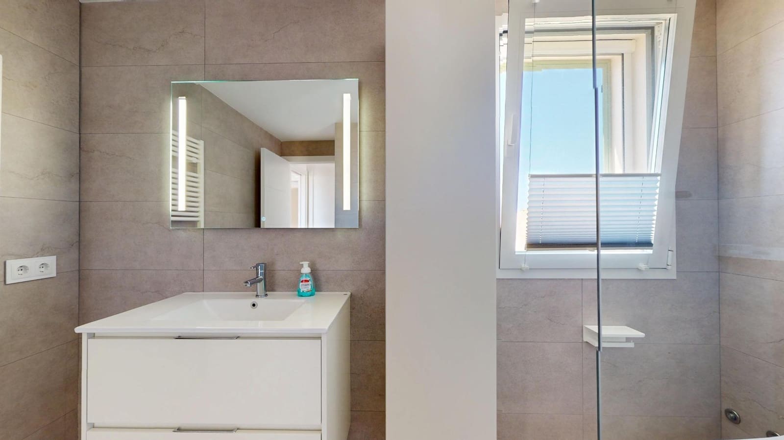 4 soveværelse Semi-Rækkehus til salg i Sa Cabaneta / La Cabaneta med swimmingpool garage - € 849.000 (Ref: 9208432)