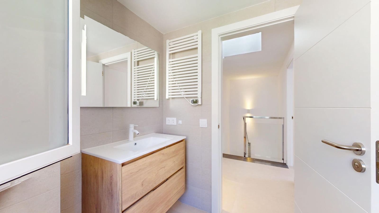 4 makuuhuone Paritalo myytävänä paikassa Sa Cabaneta / La Cabaneta mukana uima-altaan 
autotalli - 849 000 € (Ref: 9208432)