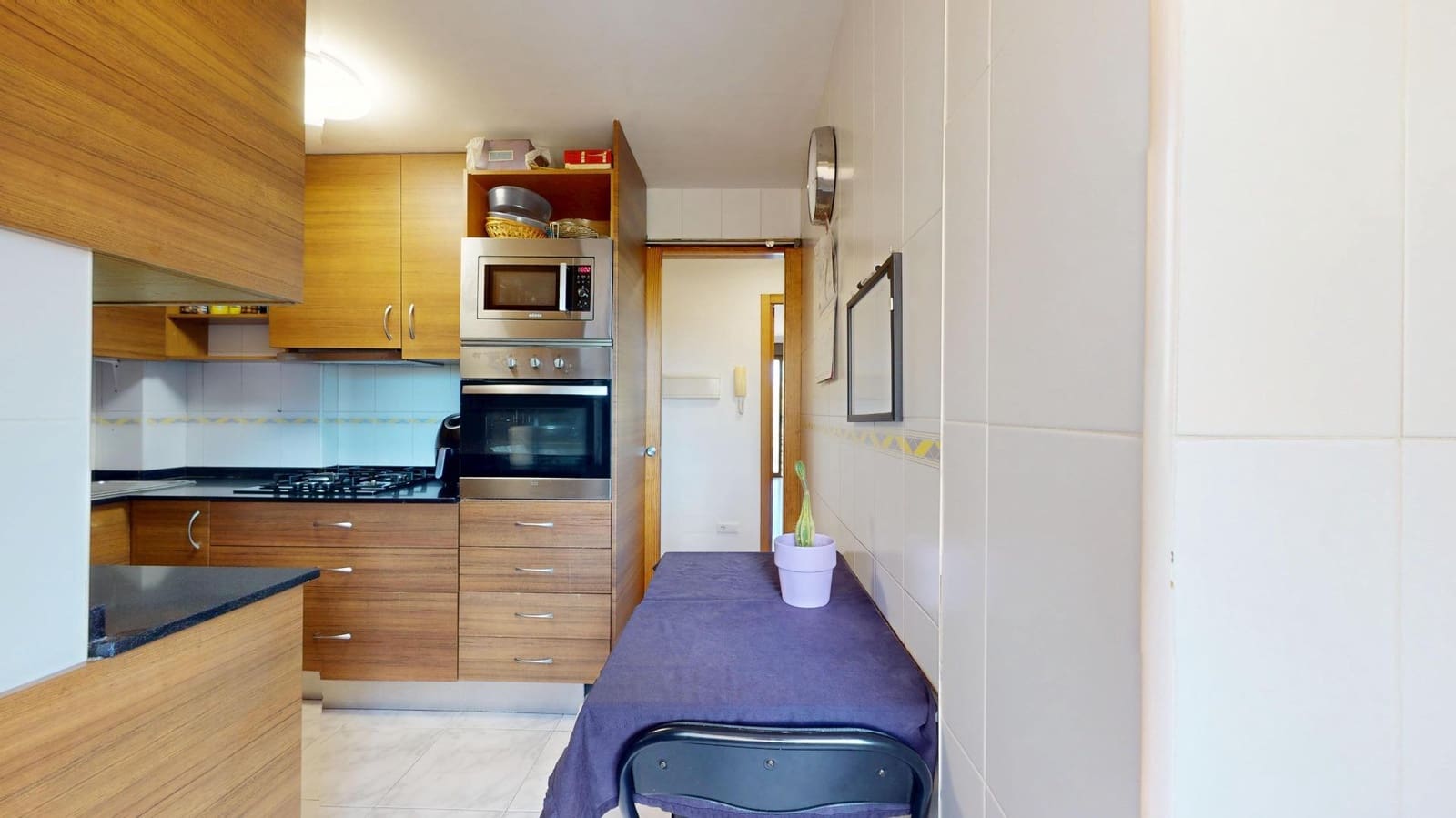 3 bedroom Flat for sale in Palma de Mallorca - € 319,000 (Ref: 9232733)