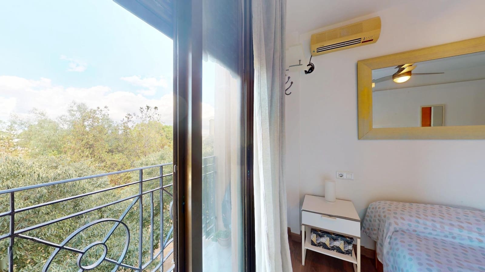 3 bedroom Flat for sale in Palma de Mallorca - € 319,000 (Ref: 9232733)