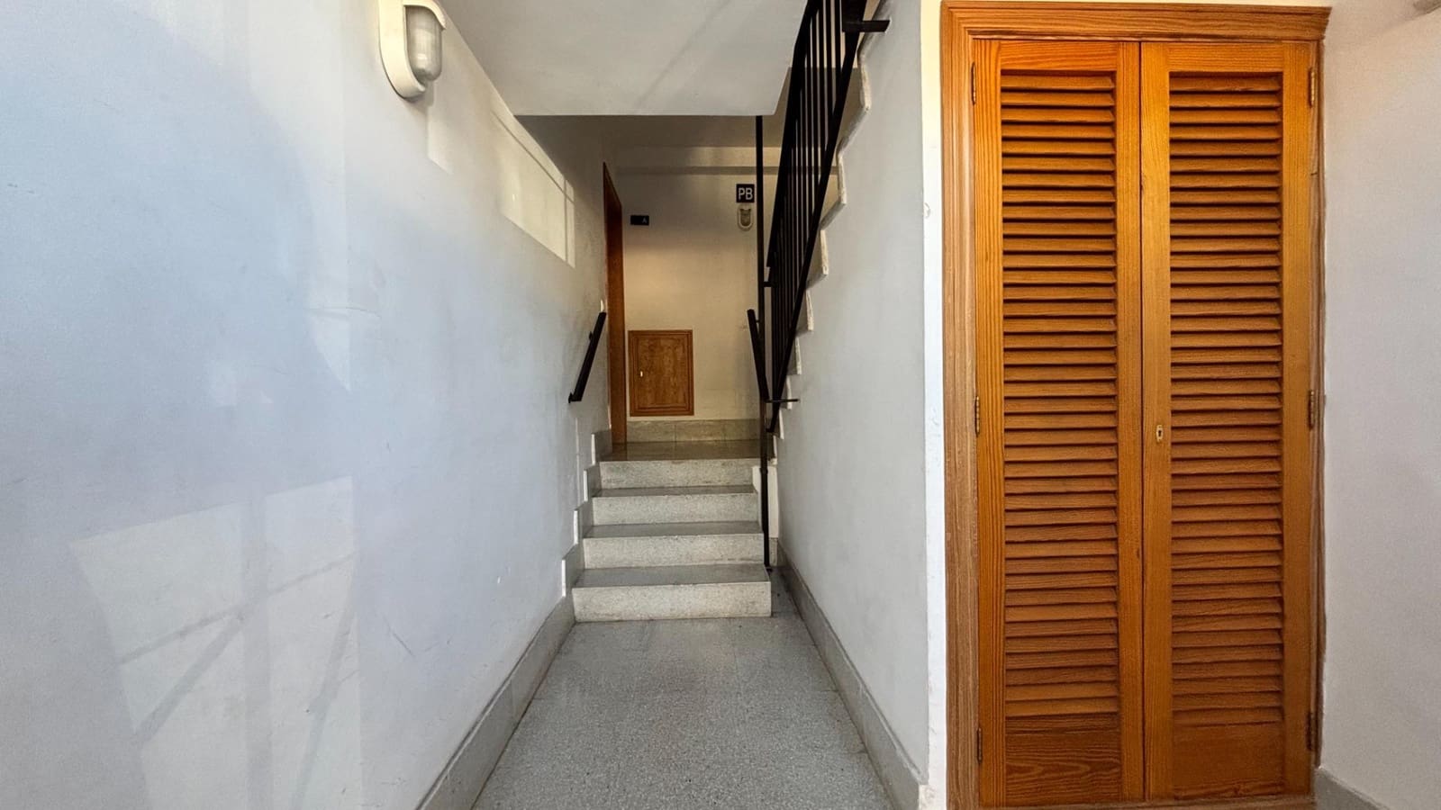 3 bedroom Flat for sale in Palma de Mallorca - € 319,000 (Ref: 9232733)