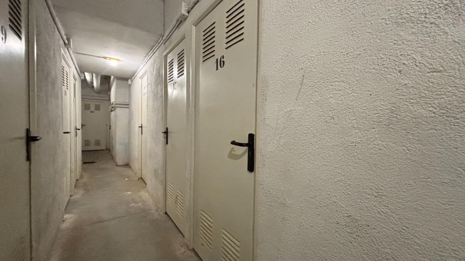 3 bedroom Flat for sale in Palma de Mallorca - € 319,000 (Ref: 9232733)