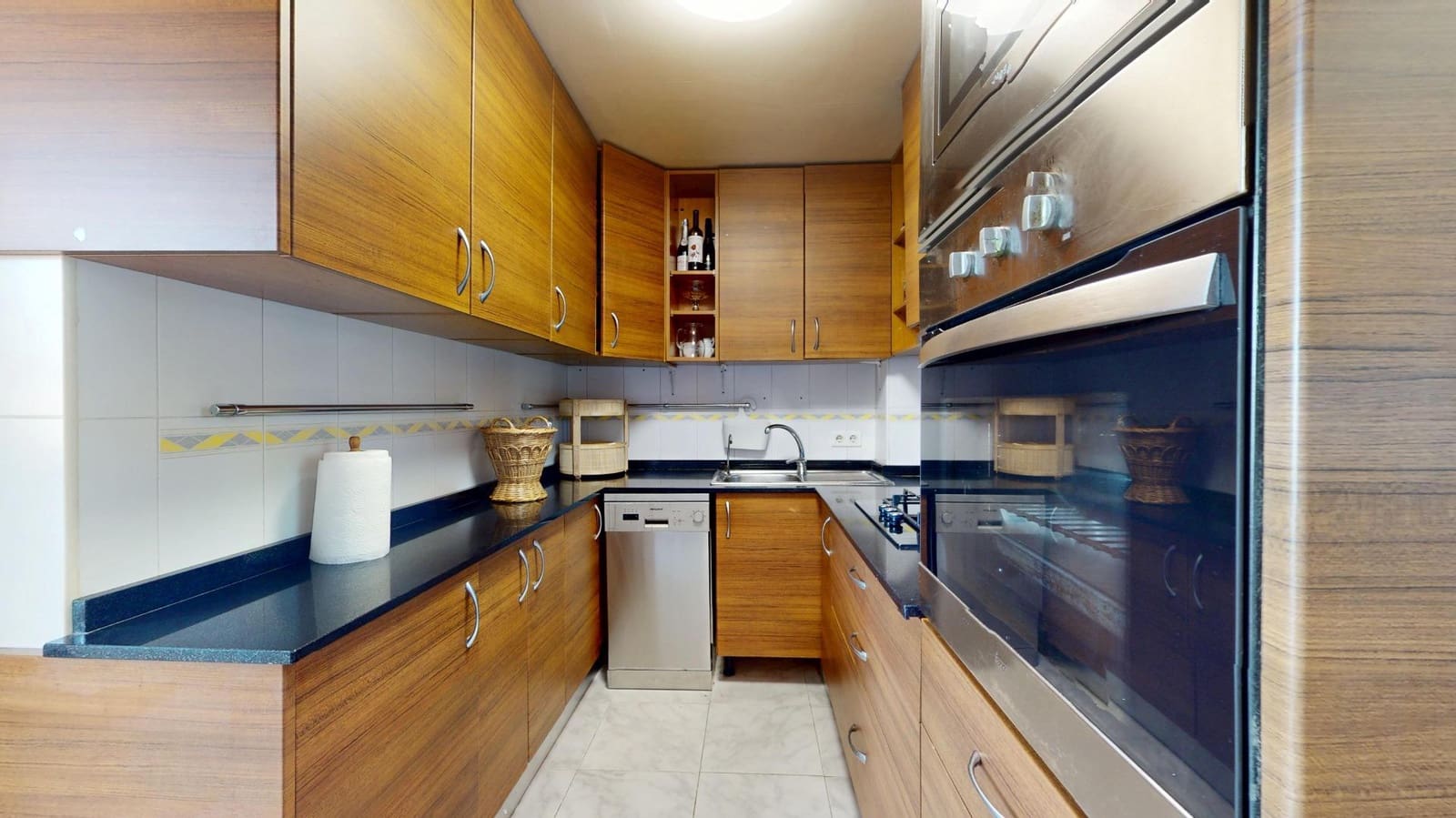 3 bedroom Flat for sale in Palma de Mallorca - € 319,000 (Ref: 9232733)