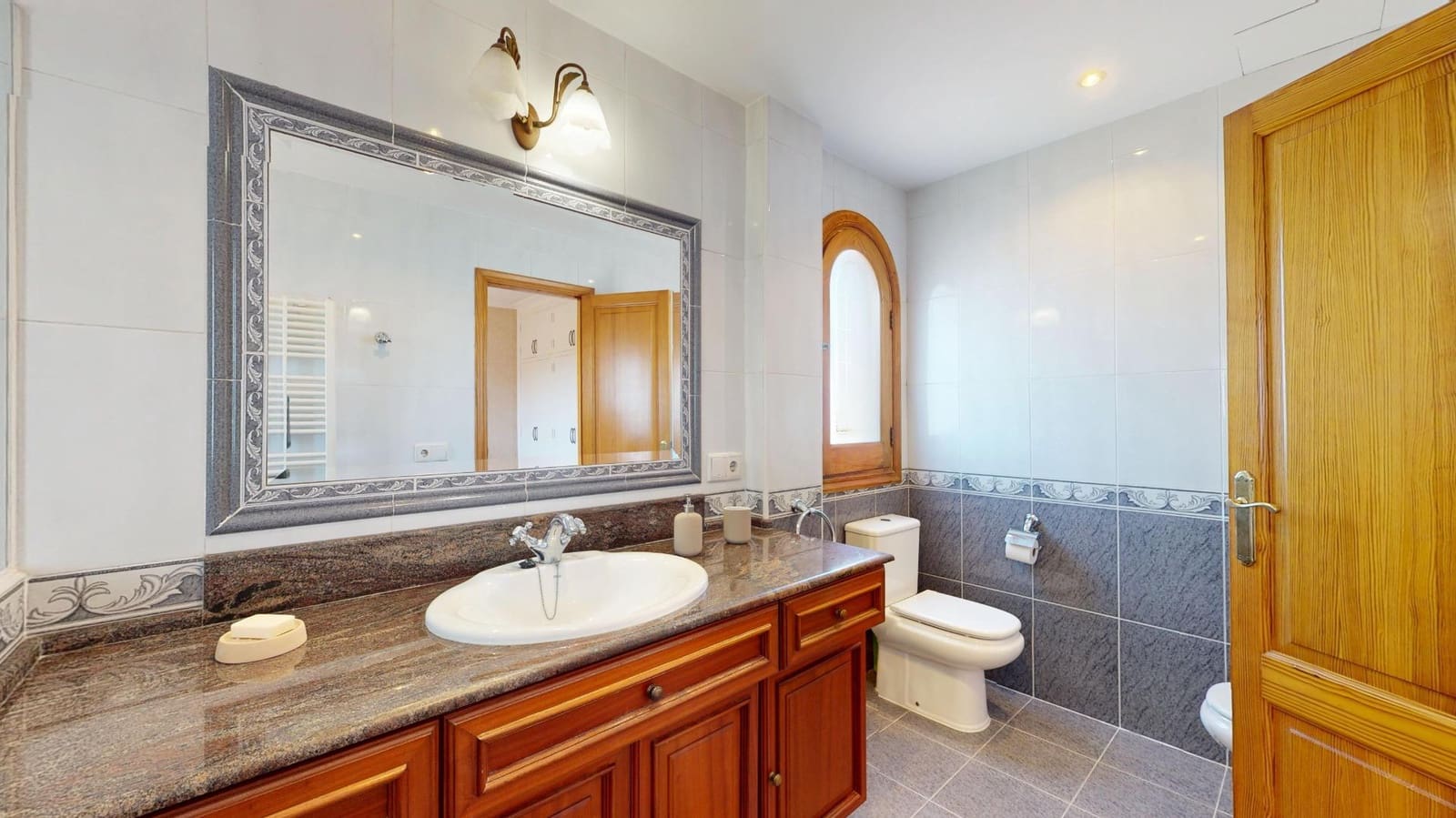 4 slaapkamer Halfvrijstaande villa te koop in Marratxi met zwembad garage - € 895.000 (Ref: 9262737)