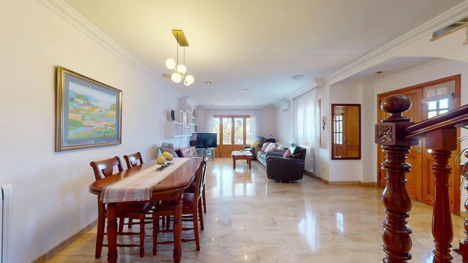 4 soverom Kjedet enebolig til salgs i Marratxi med svømmebasseng garasje - € 895 000 (Ref: 9262737)