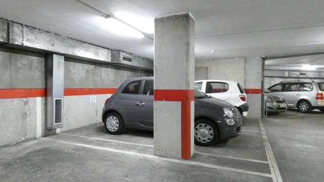 Garasje til leie i Plaça dels Patins, Palma de Mallorca - € 175 (Ref: 9301190)