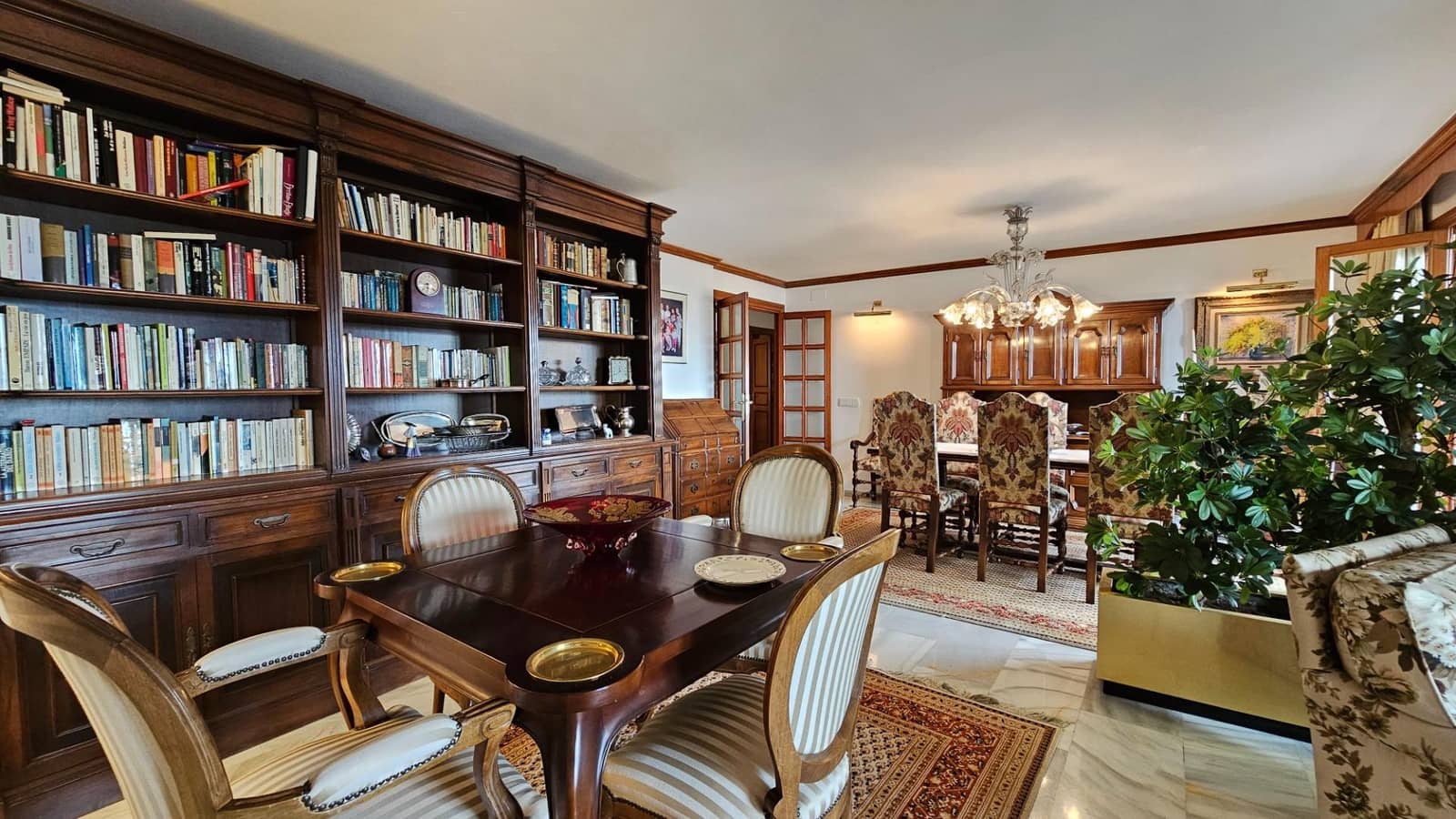 5 bedroom Flat for sale in Palma de Mallorca - € 1,150,000 (Ref: 9303688)