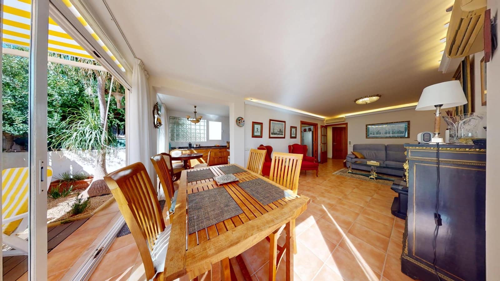 Apartamento Playa de 3 habitaciones en Can Pastilla en venta con garaje - 575.000 € (Ref: 9303689)