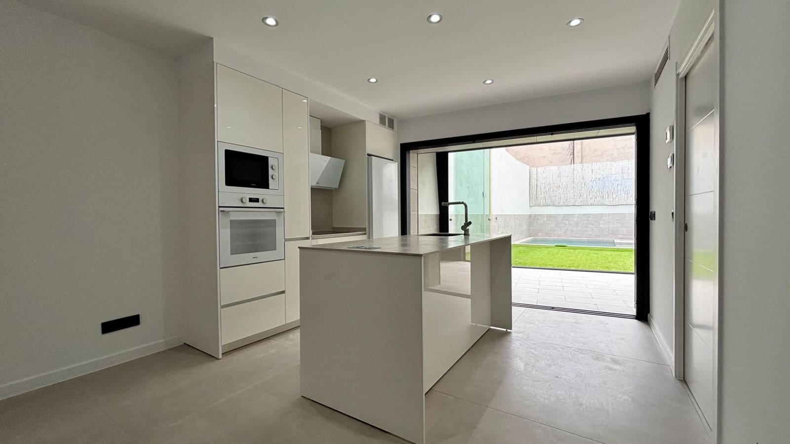 3 makuuhuone Rivitalo myytävänä paikassa Palma de Mallorca mukana uima-altaan - 795 000 € (Ref: 9317971)