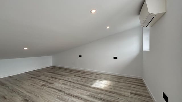 3 slaapkamer Rijtjeshuis te koop in Palma de Mallorca met zwembad - € 795.000 (Ref: 9317971)