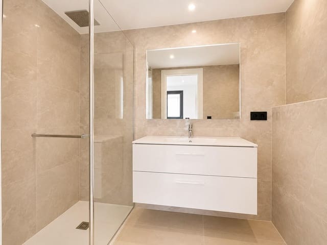 3 sovrum Radhus till salu i Palma de Mallorca med pool - 745 000 € (Ref: 9317971)