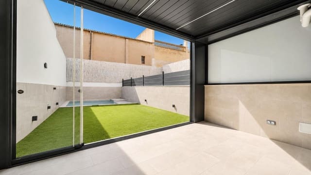 3 sovrum Radhus till salu i Palma de Mallorca med pool - 745 000 € (Ref: 9317971)