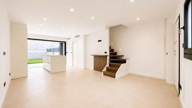 3 sovrum Radhus till salu i Palma de Mallorca med pool - 745 000 € (Ref: 9317971)