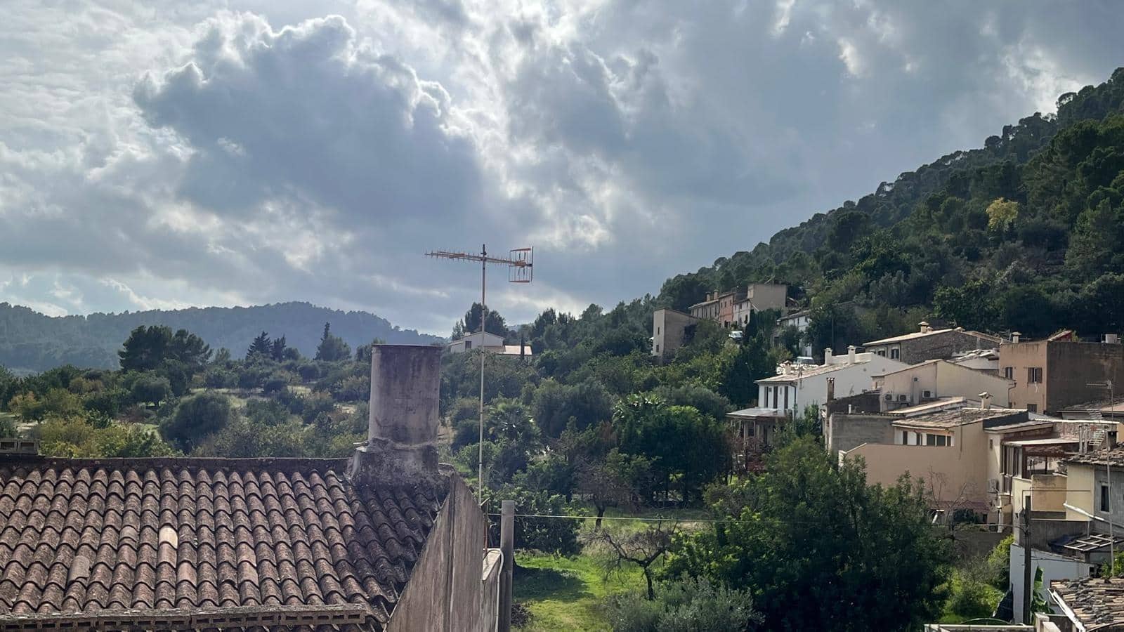 4 bedroom Townhouse for sale in Caimari with garage - € 425,000 (Ref: 9335142)