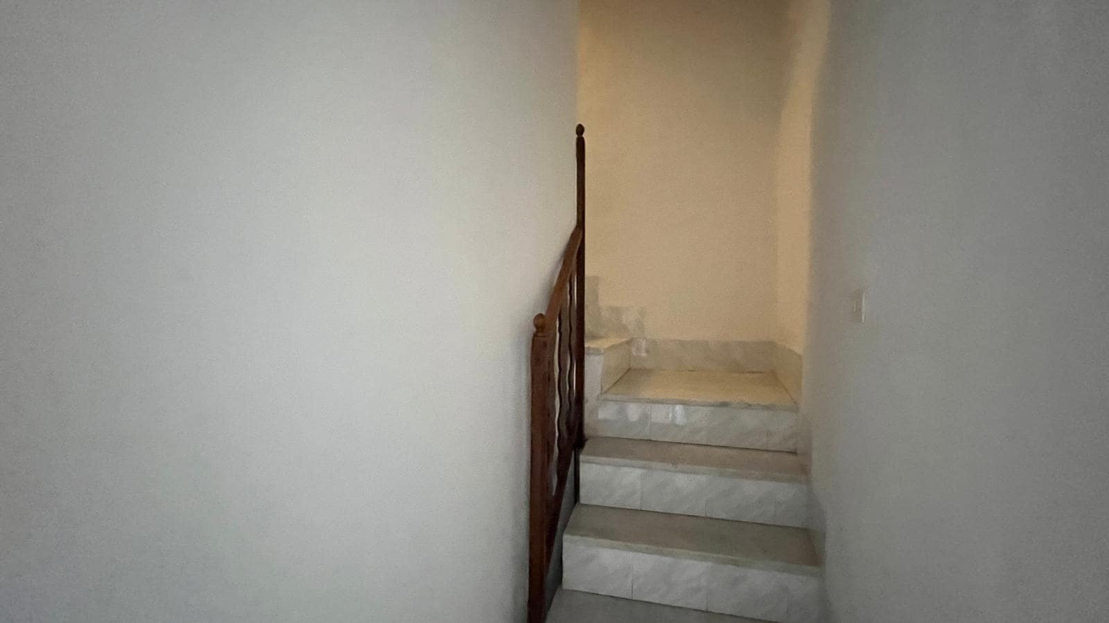 4 soveværelse Byhus til salg i Caimari med garage - € 425.000 (Ref: 9335142)