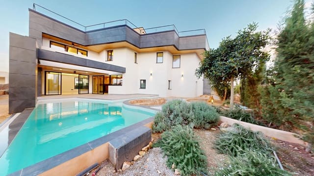 3 sypialnia Willa na sprzedaż w Sa Rapita / La Rapita, Campos z basenem garażem - 1 730 000 € (Ref: 9341322)