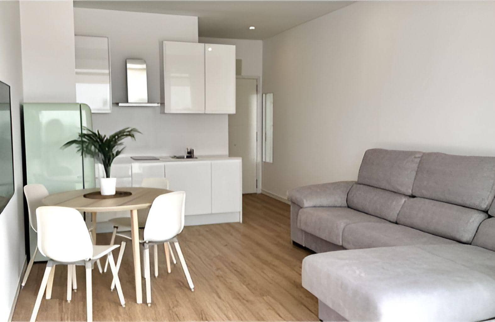 Studio for sale in Puerto de Alcudia - € 330,000 (Ref: 9391052)