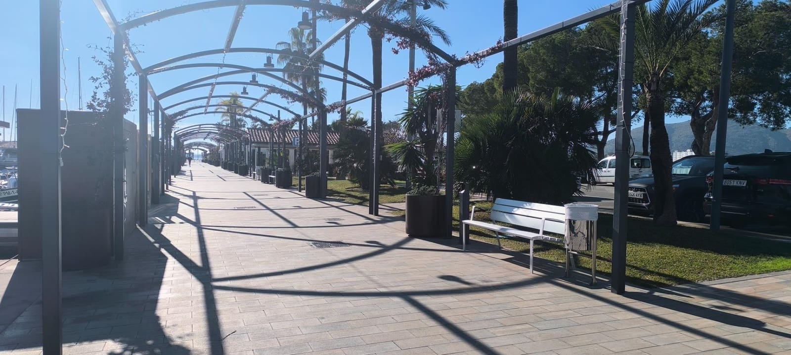 Studio for sale in Puerto de Alcudia - € 330,000 (Ref: 9391052)