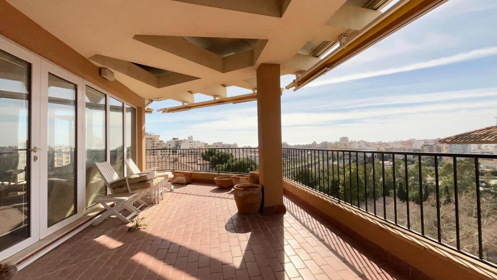 4 slaapkamer Penthouse te koop in Palma de Mallorca met garage - € 900.000 (Ref: 9391053)