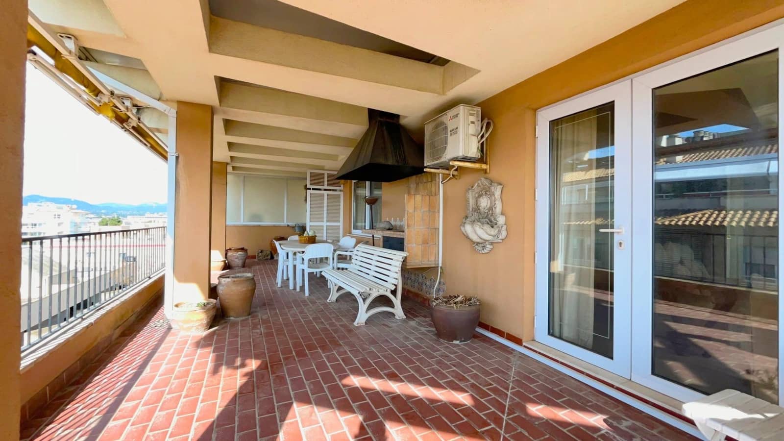 4 slaapkamer Penthouse te koop in Palma de Mallorca met garage - € 900.000 (Ref: 9391053)