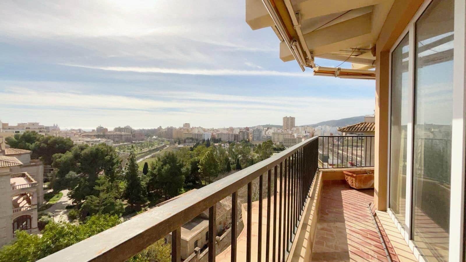 4 slaapkamer Penthouse te koop in Palma de Mallorca met garage - € 900.000 (Ref: 9391053)