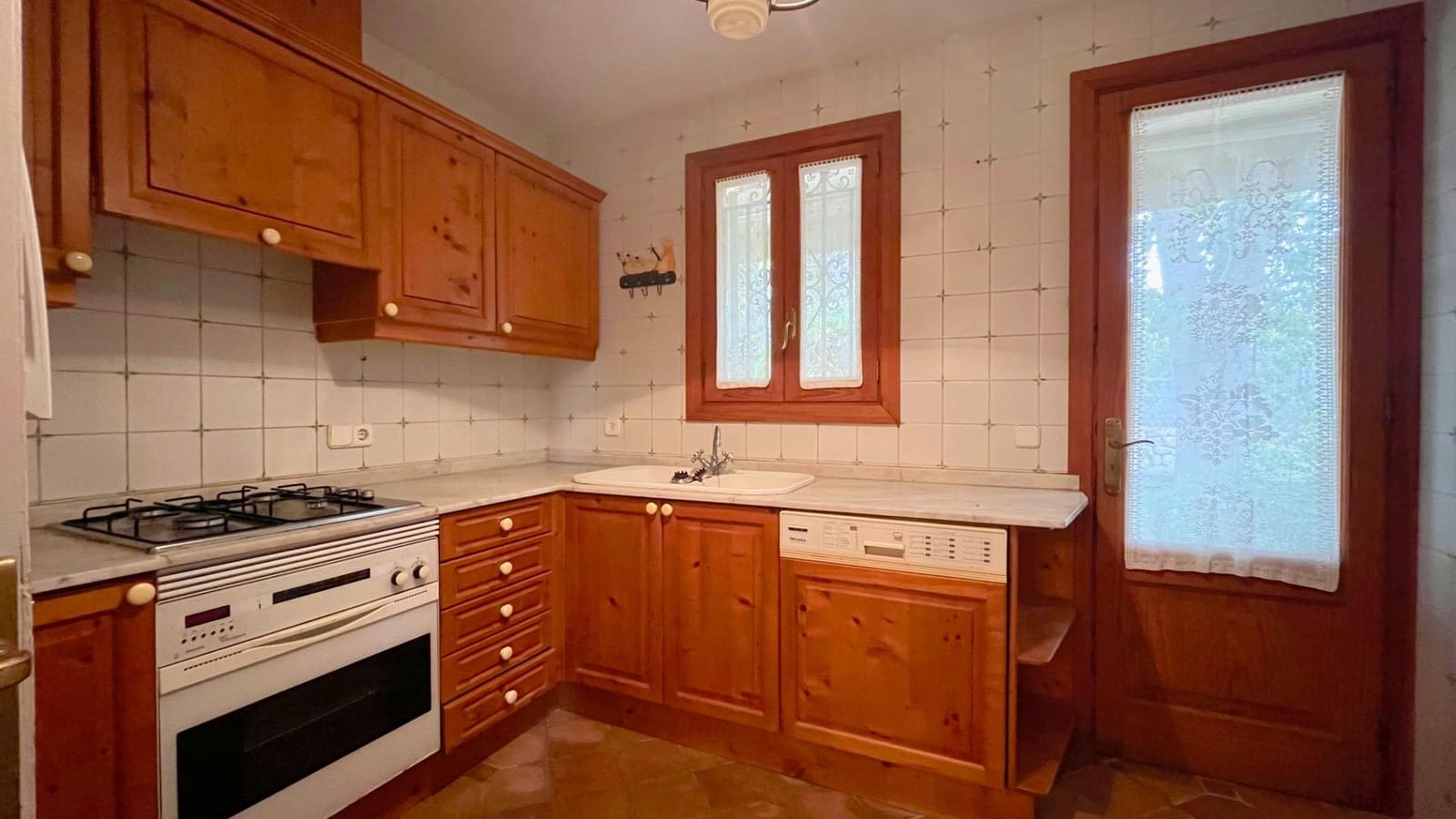 4 bedroom Villa for sale in Pollensa / Pollenca - € 850,000 (Ref: 9391054)