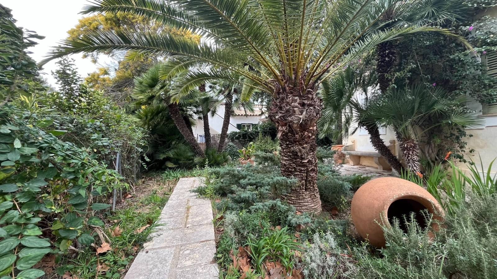 4 bedroom Villa for sale in Pollensa / Pollenca - € 850,000 (Ref: 9391054)