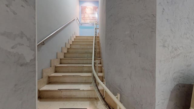 Kommersiell att hyra i Plaça dels Patins, Palma de Mallorca - 2 200 € (Ref: 9403515)