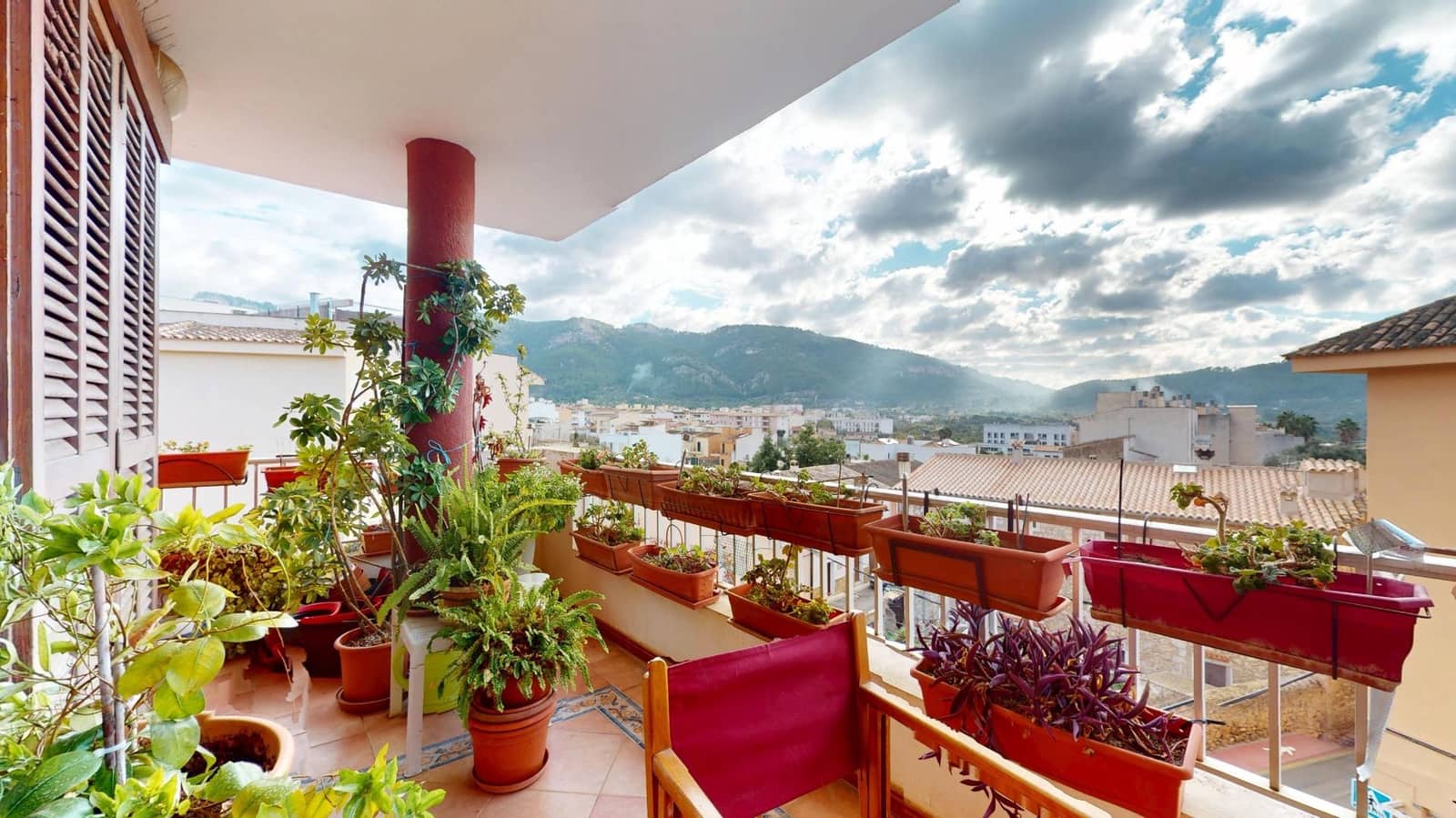 3 bedroom Flat for sale in Andratx - € 295,000 (Ref: 9437553)