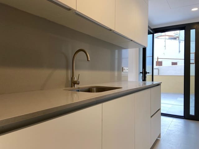 2 soveværelse Lejlighed til leje i Plaça dels Patins, Palma de Mallorca med garage - € 2.300 (Ref: 9440720)