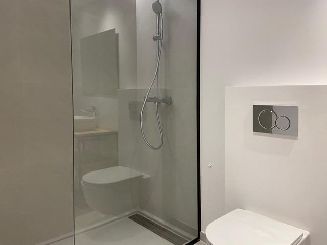 2 soveværelse Lejlighed til leje i Plaça dels Patins, Palma de Mallorca med garage - € 2.300 (Ref: 9440720)