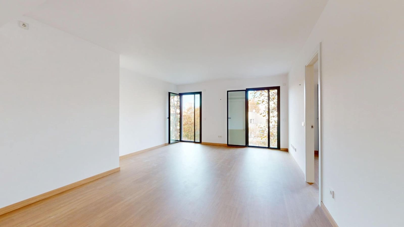 2 soverom Leilighet til leie i Palma de Mallorca med garasje - € 2 300 (Ref: 9440720)