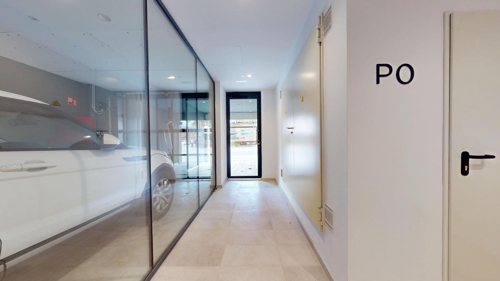 2 soverom Leilighet til leie i Palma de Mallorca med garasje - € 2 300 (Ref: 9440720)