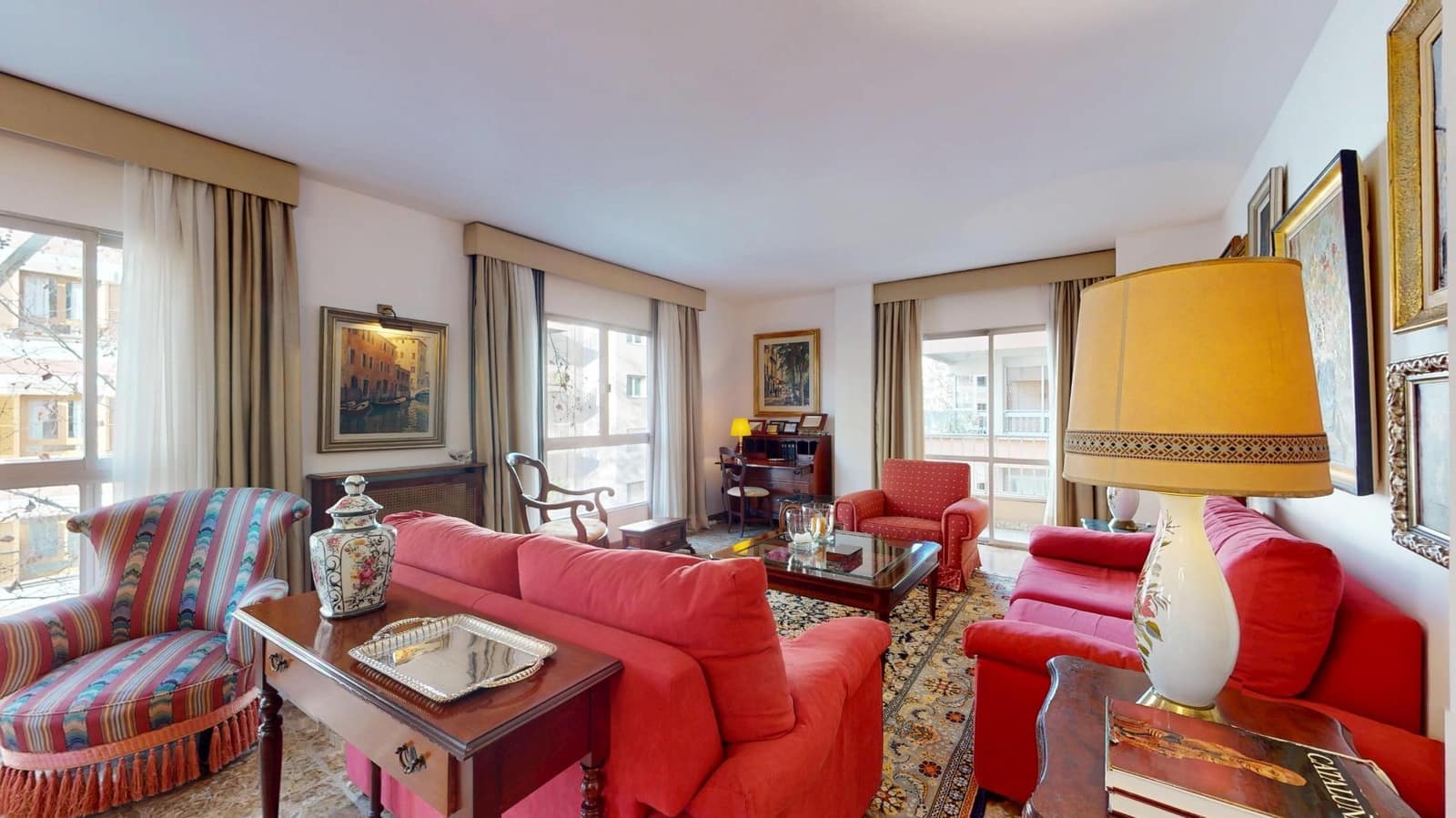 4 bedroom Flat for sale in Palma de Mallorca - € 650,000 (Ref: 9513524)