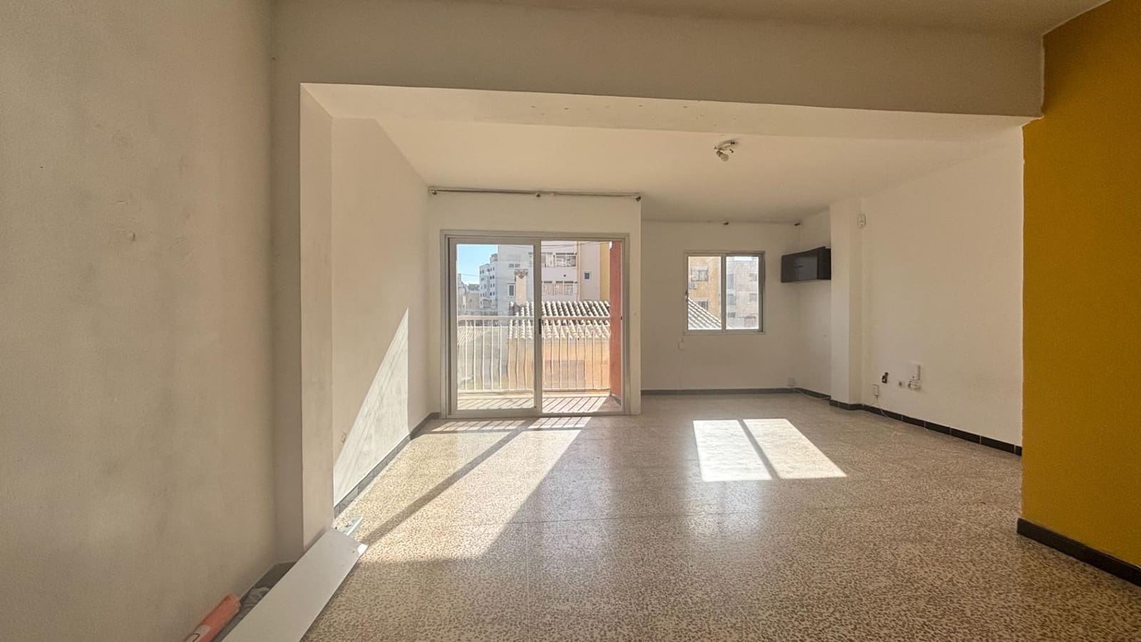 Piso de 3 habitaciones en Palma de Mallorca en venta - 350.000 € (Ref: 9530814)