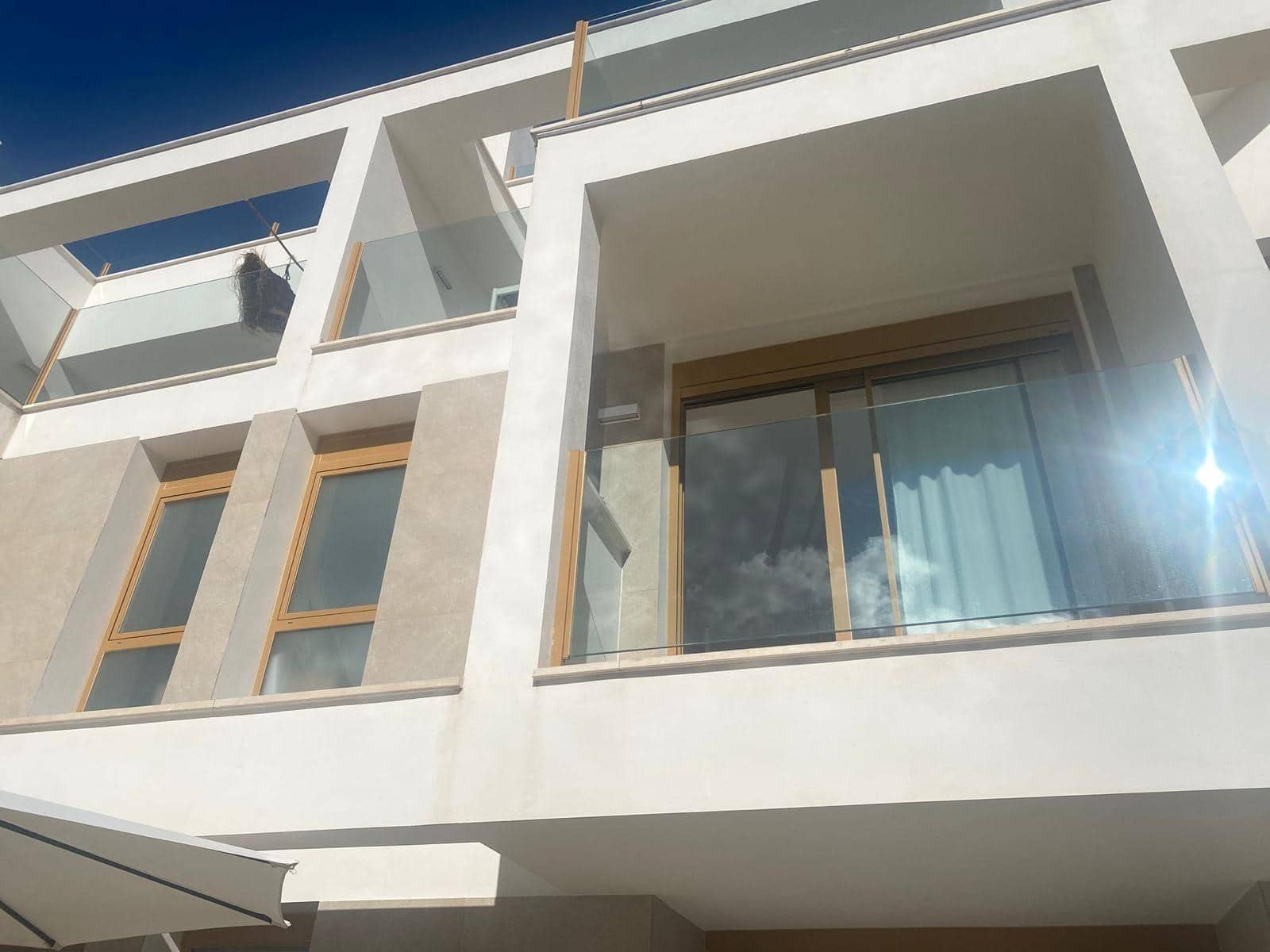 2 soverom Rekkehus til salgs i San Agustin / Sant Agusti med svømmebasseng - € 810 000 (Ref: 9530815)