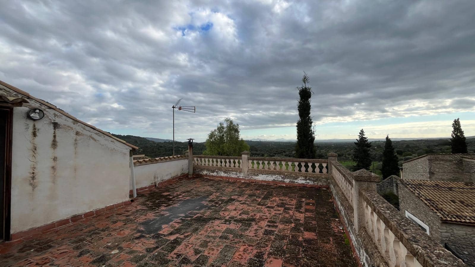 3 makuuhuone Huvila myytävänä paikassa Selva mukana uima-altaan - 780 000 € (Ref: 9543919)