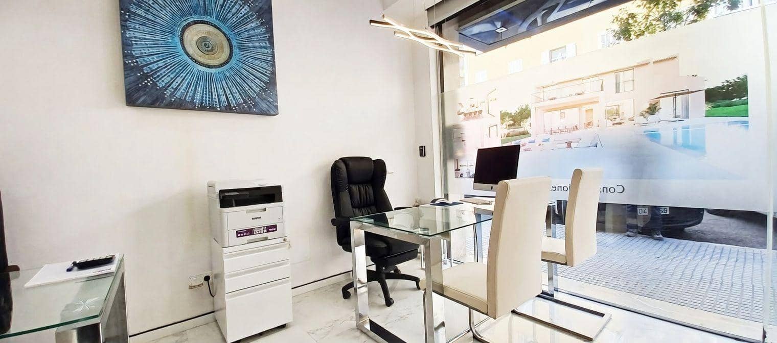 Erhverv til salg i Palma de Mallorca - € 198.000 (Ref: 9571341)