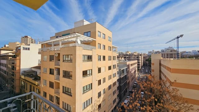 4 chambre Appartement à vendre à Plaça dels Patins, Palma de Mallorca - 520 000 € (Ref: 9591475)