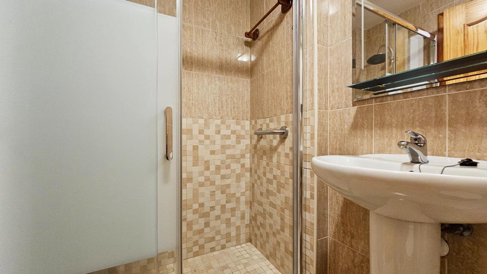 3 bedroom Flat for sale in Palma de Mallorca - € 450,000 (Ref: 9591476)