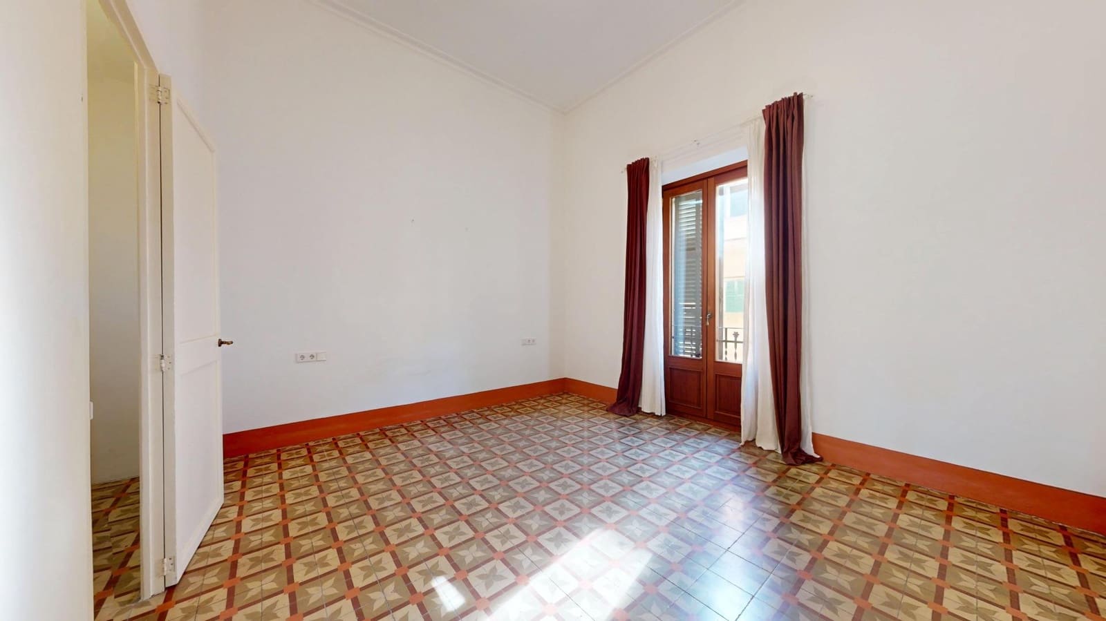 6 slaapkamer Flat te koop in Palma de Mallorca - € 1.350.000 (Ref: 9619439)