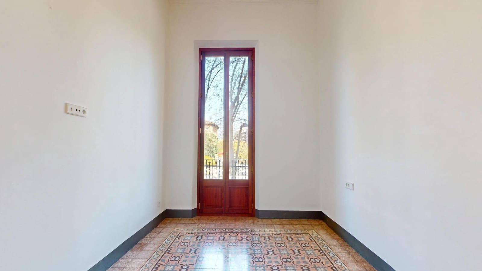 6 bedroom Flat for sale in Palma de Mallorca - € 1,350,000 (Ref: 9619439)