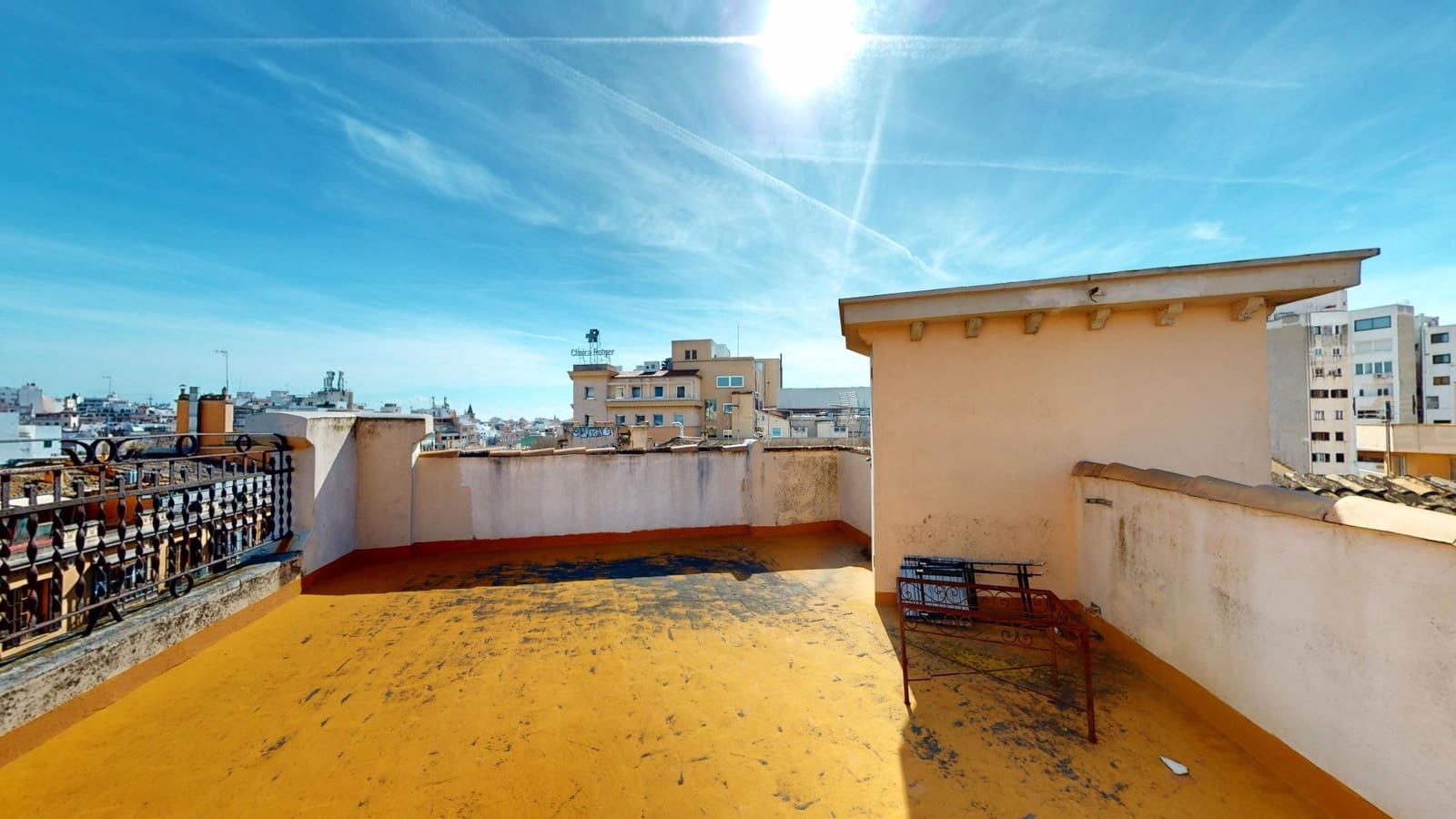 6 bedroom Flat for sale in Palma de Mallorca - € 1,350,000 (Ref: 9619439)