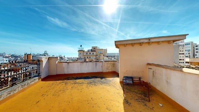 Piso de 6 habitaciones en Sant Jaume, Palma de Mallorca en venta - 1.350.000 € (Ref: 9619439)