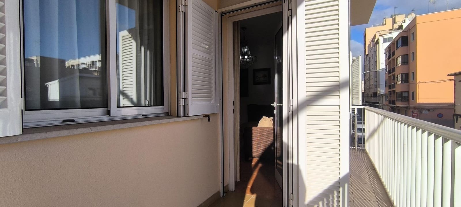 4 bedroom Villa for sale in Palma de Mallorca with garage - € 850,000 (Ref: 9634470)