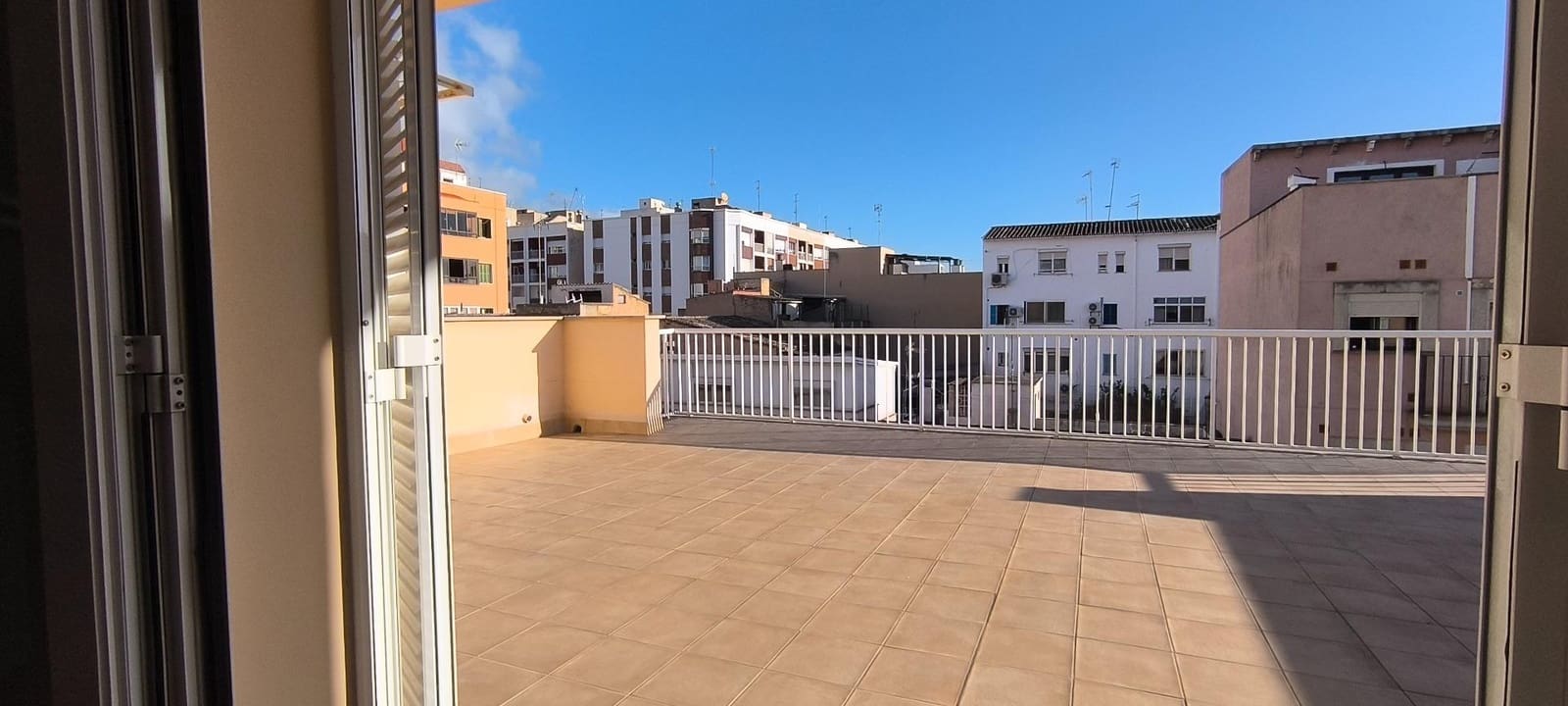 4 bedroom Villa for sale in Palma de Mallorca with garage - € 850,000 (Ref: 9634470)