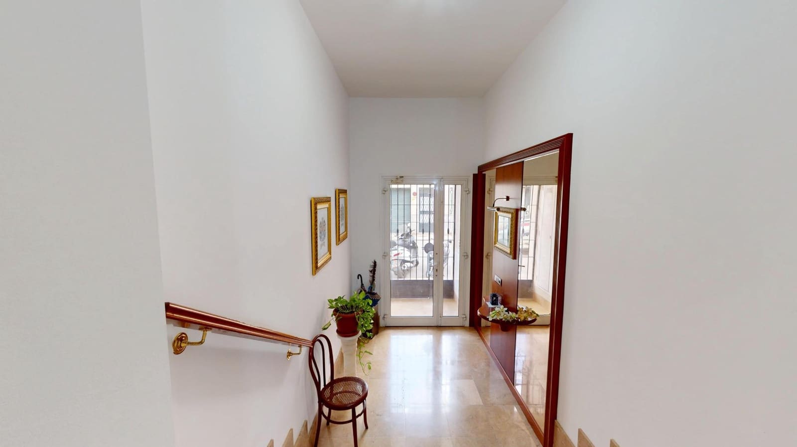 4 bedroom Villa for sale in Palma de Mallorca with garage - € 795,000 (Ref: 9634470)