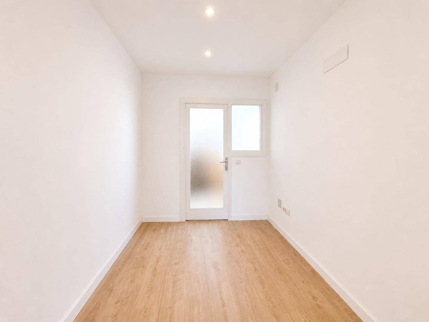 4 bedroom Flat for sale in Palma de Mallorca - € 575,000 (Ref: 9637739)